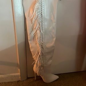 Heeled Boots, Pretty Girl, Bone